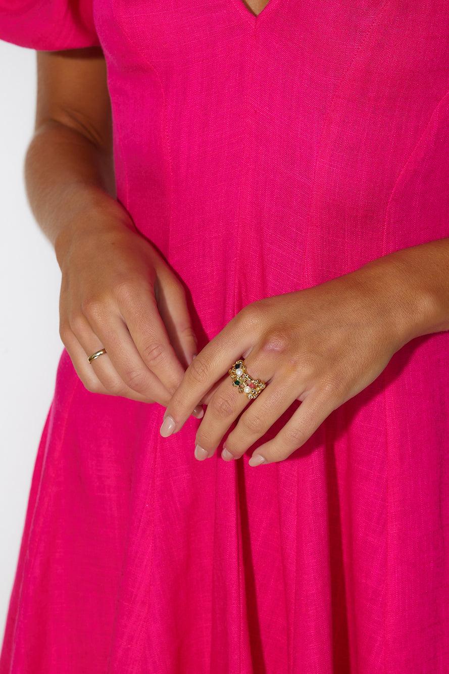 18 karat forgyldt ring med ædle sten Guld